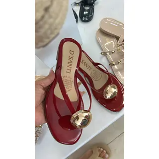 Sandalia Roja – Estilo Vibrante Y Cómodo