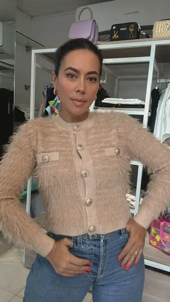 Abrigo Pelusa – Suave Y Con Estilo