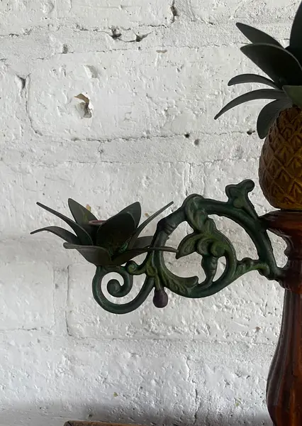 Candelabro Piña Con Espacio Para 3 Velas