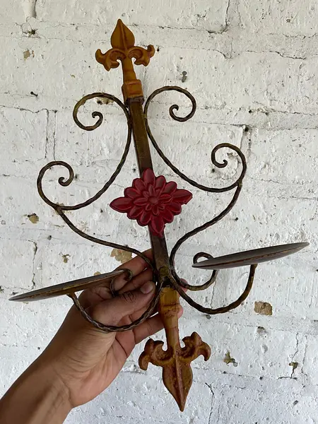 Candelabro Metálico De 2 Luces Flor De Lis