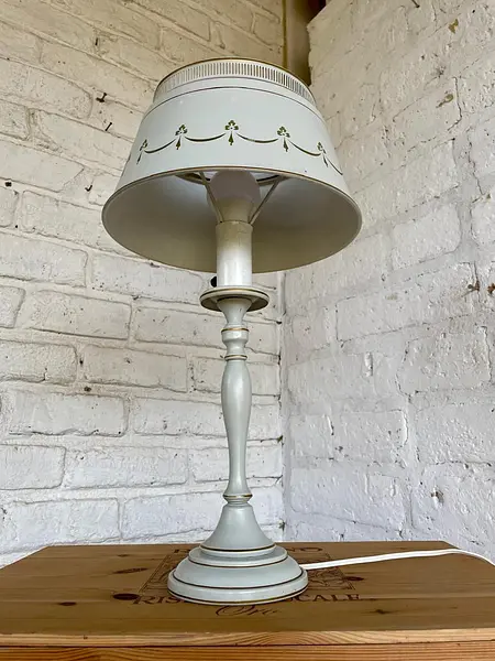 Lámpara Toleware - U.S.A. 1950