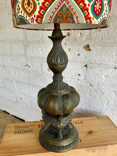 Lámpara De Mesa Caperuza Arabescos