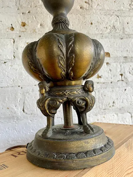 Lámpara De Mesa Caperuza Arabescos