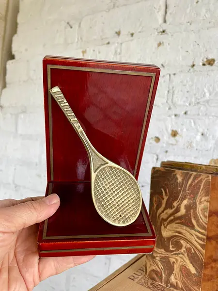 Tranca Libros Con Raquetas - U.S.A. 1980