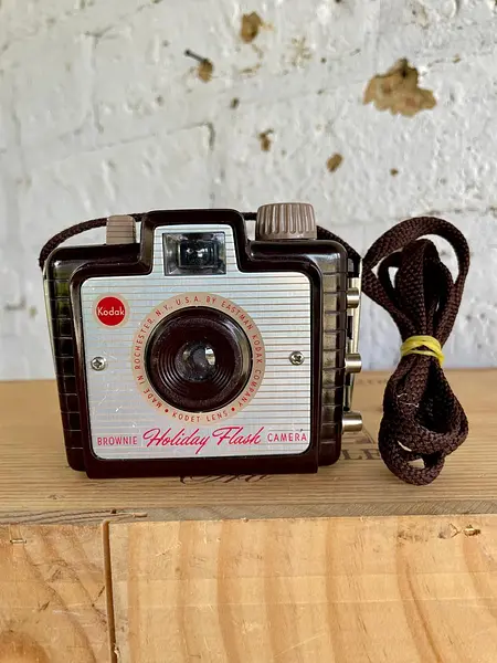 Cámara Kodak Brownie Holiday Flash - U.S.A 1950