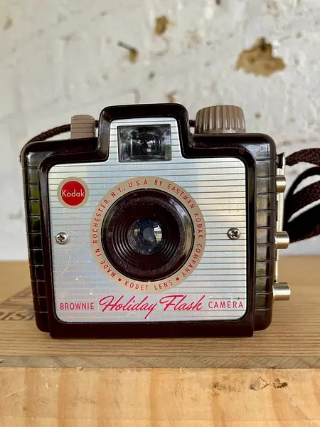 Cámara Kodak Brownie Holiday Flash - U.S.A 1950