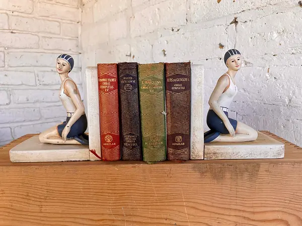 Tranca Libros X 2 America Retold - U.S.A. 2000