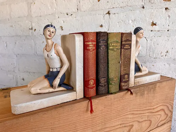 Tranca Libros X 2 America Retold - U.S.A. 2000