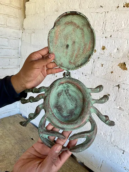 Caja Cangrejo En Hierro Fundido Bisagra Y Tapa