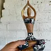 Figura De Mujer Practicando Yoga - Indonesia 2005