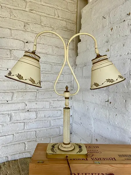 Lámpara Doble Caperuza Toleware - U.S.A. 1960