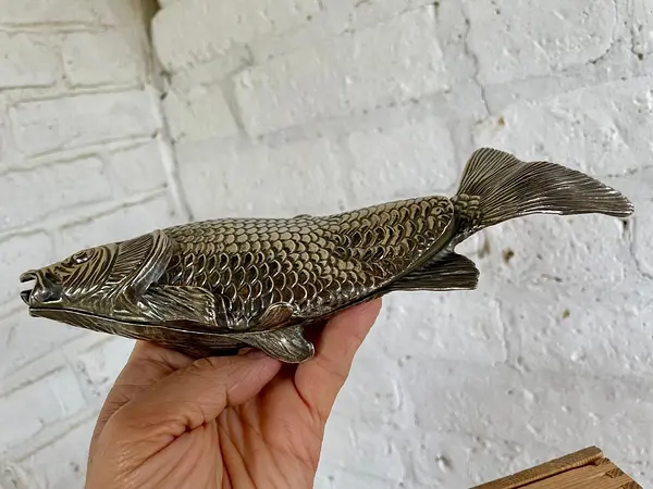 Servilletero Pez Metálico - Italia 1950