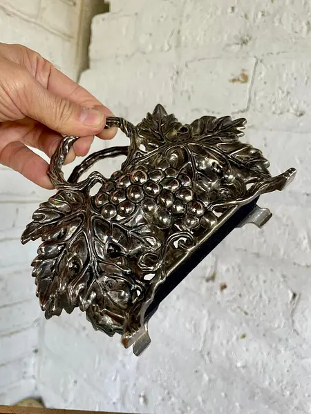 Servilletero Plateado Racimo De Uvas - U.S.A. 1994