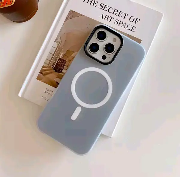Case Negro Antishok Magsafe Mate Iphone 16pro+