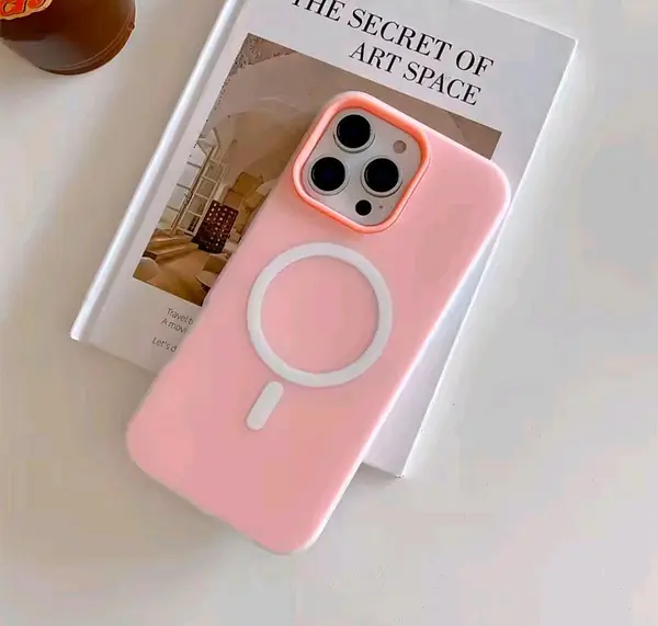 Case Rosado Oscuro Antishok Magsafe Mate Iphone 14pro+