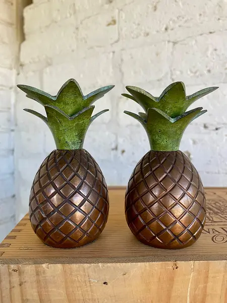 Candelabros En Forma De Piña - India 1993