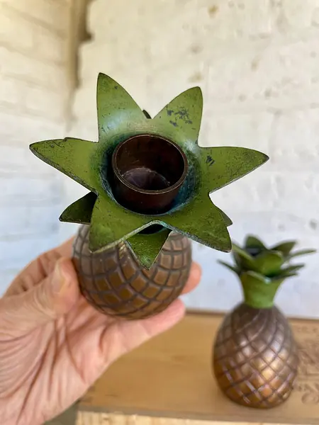 Candelabros En Forma De Piña - India 1993