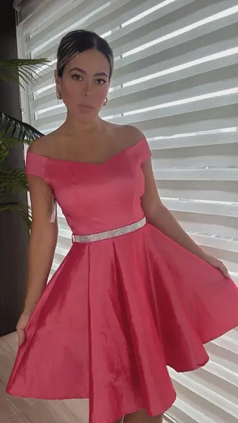 Vestido Corto – Chic Y Fiestero