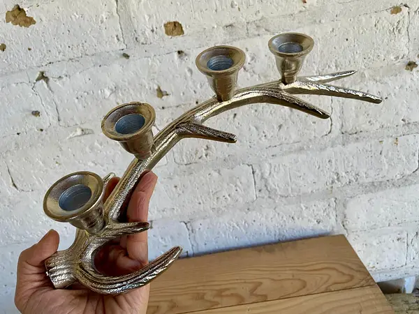 Candelabro Metálico Cacho Venado Para 4 Velas