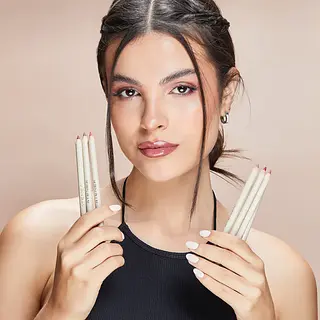 Lapiz Delineador De Labios Atenea