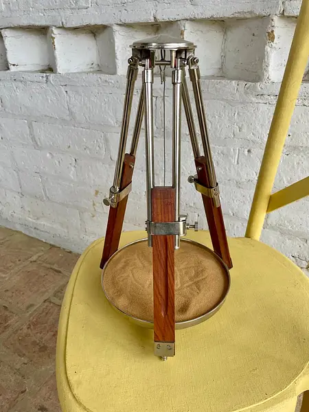 Péndulo Colgante En Trípode Zen De Arena - India 2005