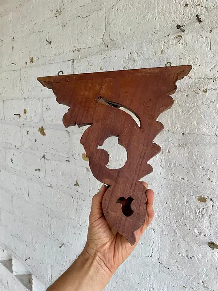 Repisa Tallada En Madera Hojas De Acanto - Ecuador 1990