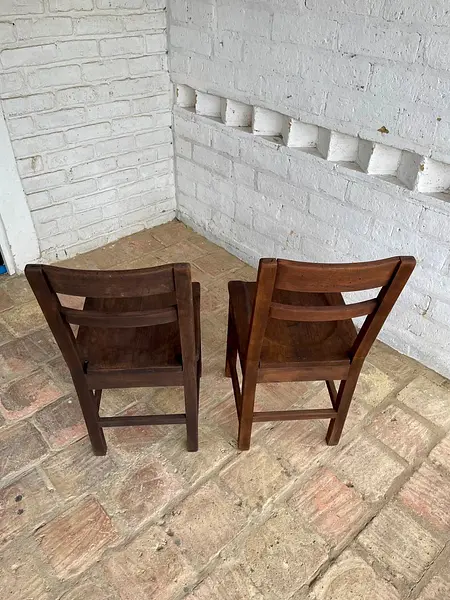 Pareja De Butacas En Madera Maciza - Colombia 1980