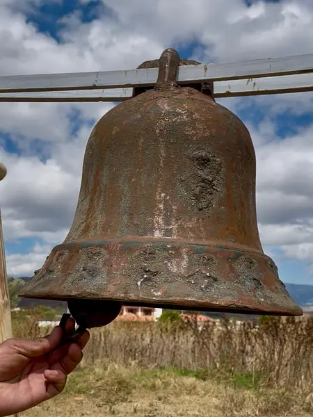 Campana Grande Antigua De Iglesia