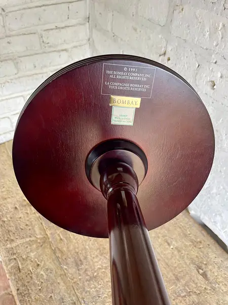 Mesa Auxiliar The Bombay Company - China 1993