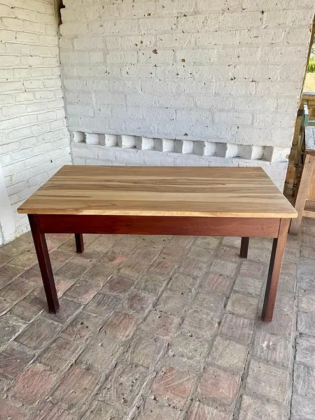 Mesa Rectangular Con Encimera Veteada