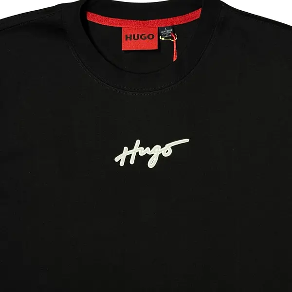 Camiseta Negra Talla L Con Estampado Hugo Alto Relieve