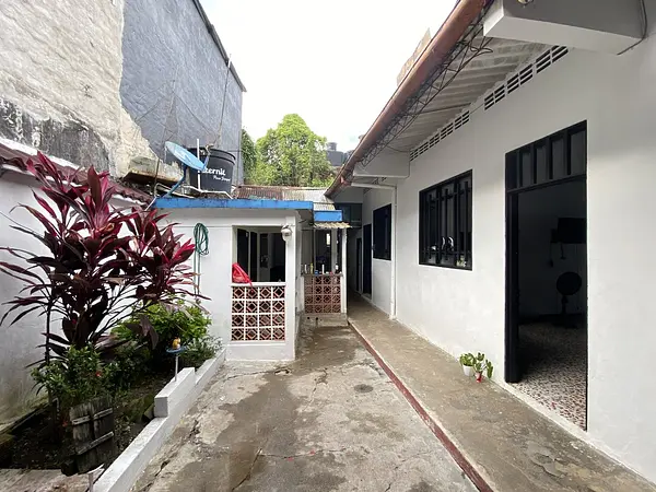 Casa Comercial-El Centro