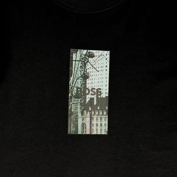 Camiseta Negra Talla Xxl Con Estampado Ciudad Hugo