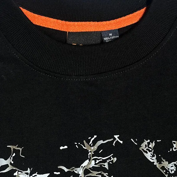 Camiseta Negra Talla M Con Estampado Boss