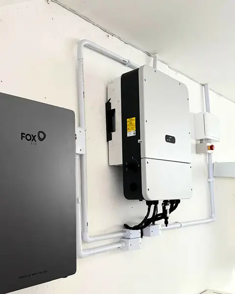 Inversor Híbrido Us Fox Ess 3.8 Kw / 5.7 Kw / 7.6 Kw