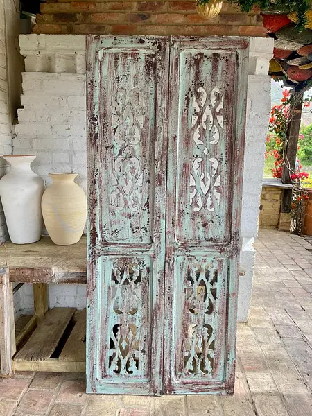 Puerta Rústica 2 Hojas Caladas - Colombia 1920