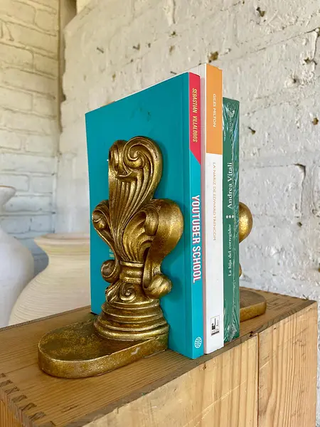 Tranca Libros X 2 Flor De Lis - Filipinas 1990