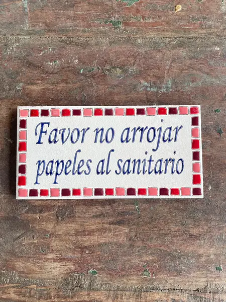 Baldosa Roja Favor No Arrojar Papeles Al Sanitario