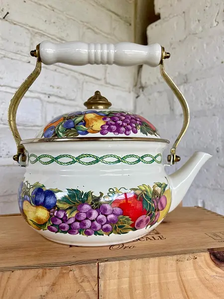 Tetera Esmaltada Manija De Porcelana Y Bronce - Taiwan 1970