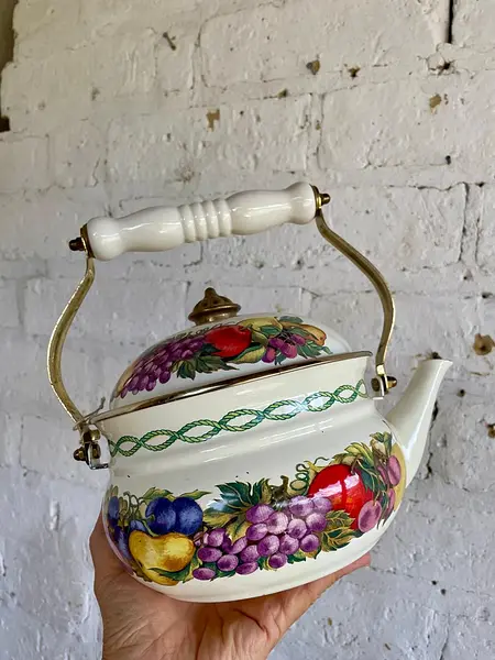 Tetera Esmaltada Manija De Porcelana Y Bronce - Taiwan 1970