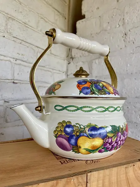 Tetera Esmaltada Manija De Porcelana Y Bronce - Taiwan 1970