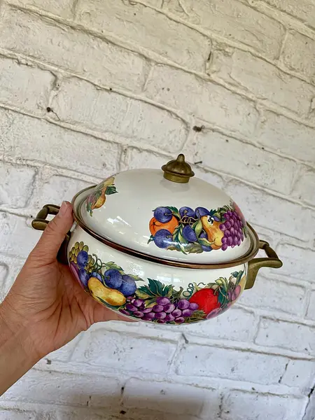 Olla Esmaltada Con Tapa Y Asas De Bronce - Taiwan 1970