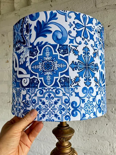 Lámpara Con Caperuza Estilo Azulejos Griegos- U.S.A. 1995