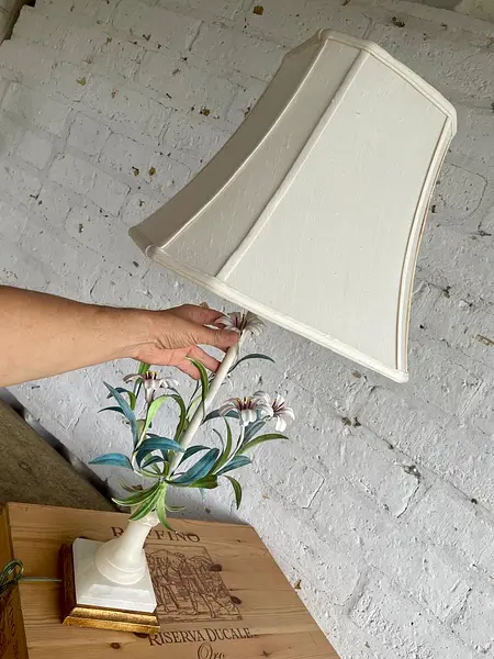 Lámpara Metálica Base En Alabastro Y Madera - Italia 1960