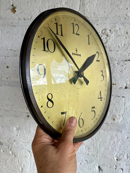 Reloj Siemens De Pilas Estilo Peter Behrens - Alemania 1950