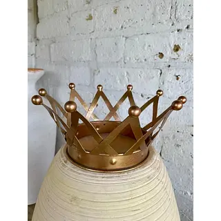 Corona Metálica De Puntas Entrelazadas Terminadas En Esferas