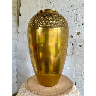 Florero En Bronce Repujado - India 1940