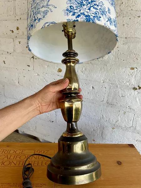 Lámpara De Mesa Y Caperuza Estilo Toile De Jouy