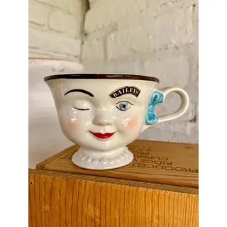 Taza De Porcelana Con Cara De Muñeca Bailey-S 1996