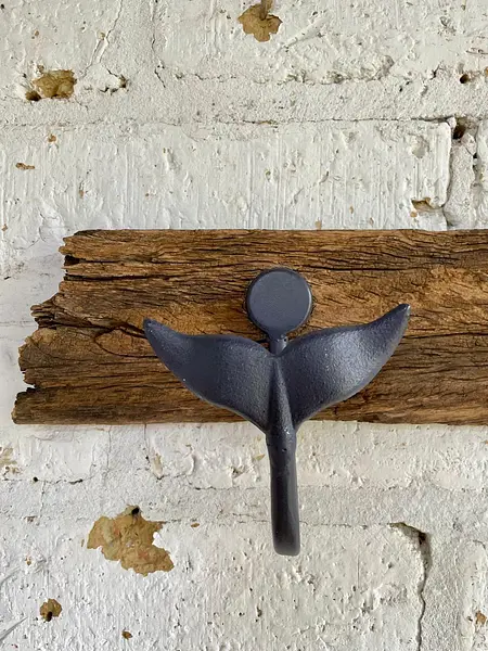 Perchero Rústico Con 3 Ganchos Metálicos Cola De Ballena